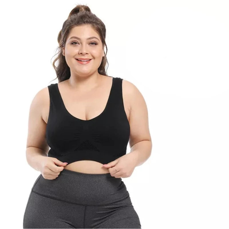 Sportowy biustonosz z elastycznego materiału - plus size 2