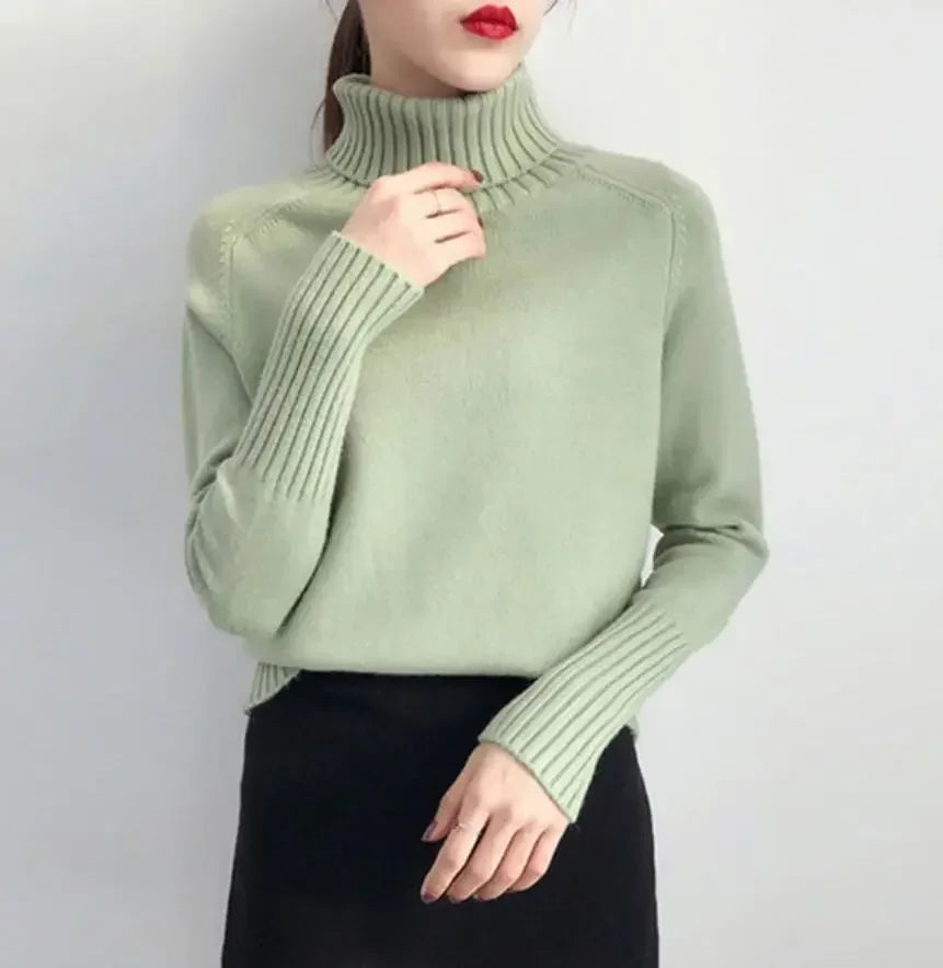 Damski sweter z domieszką kaszmiru z golfem 0