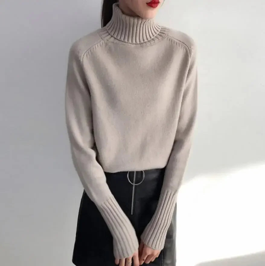 Damski sweter z domieszką kaszmiru z golfem 8