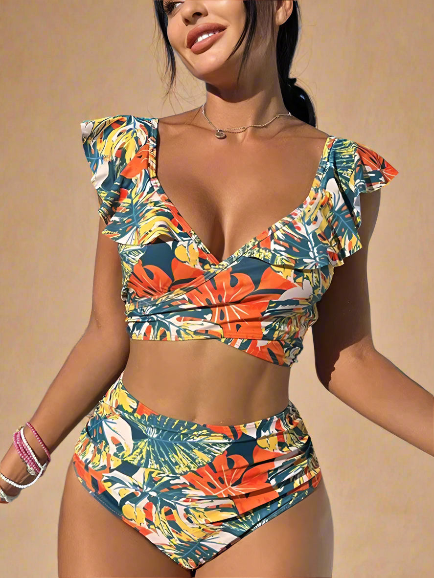 Dwuczęściowy damski kostium kąpielowy z falbankami w tropikalny wzór – stylowy strój kąpielowy na lato 0