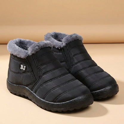 Damskie sneakersy wsuwane – Segmentowa cholewka