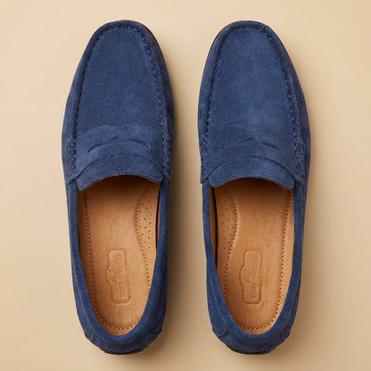 Buty męskie wsuwane – Detal typu penny loafer i wypustki na podeszwie