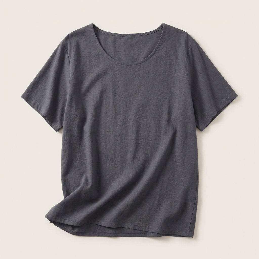 Damski T-shirt z głębokim dekoltem – Krótki rękaw