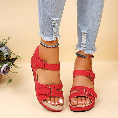 Komfortowe ortopedyczne sandały damskie z regulowanymi paskami 4