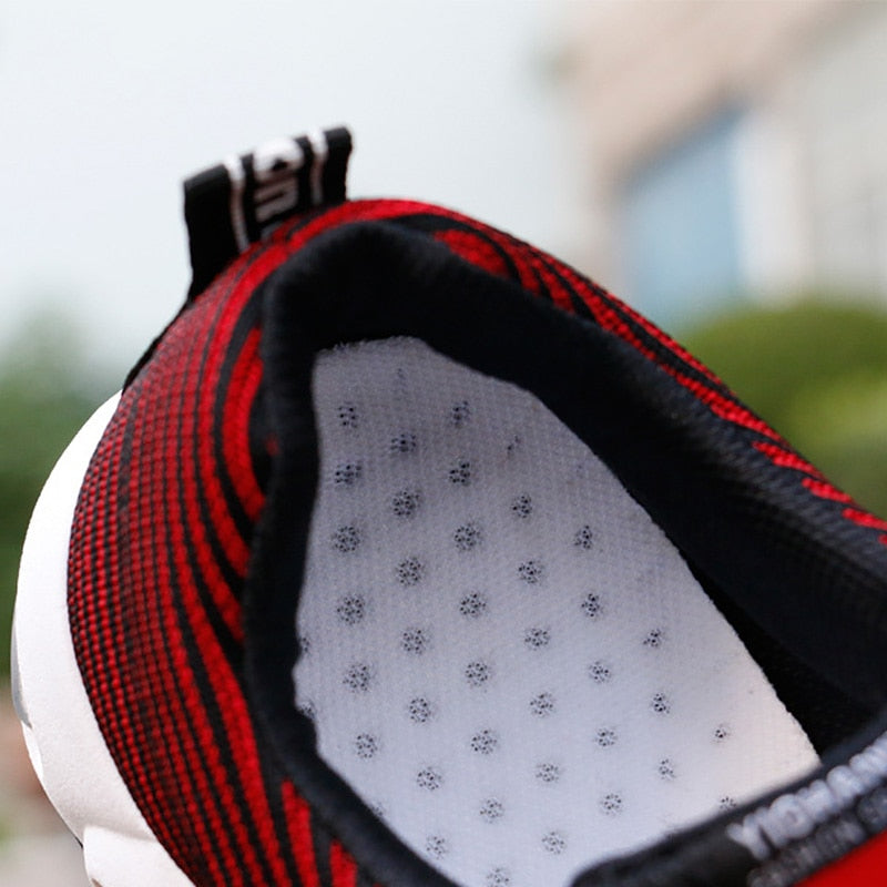Męskie sportowe buty adidasy z dynamicznym designem i oddychającą siateczką 4